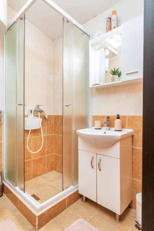 Apartment Mladenka Пула Экстерьер фото
