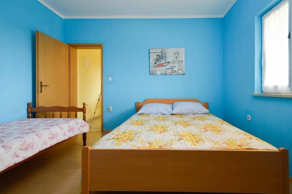 Apartment Mladenka Пула Экстерьер фото